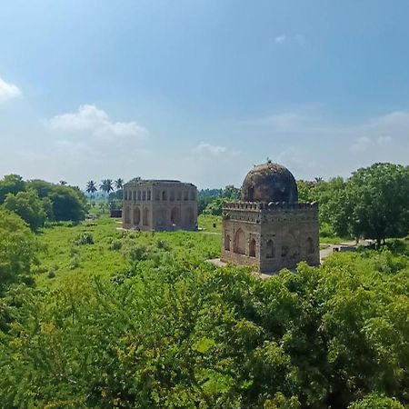 Hampi Anjana Home Stay Bagian luar foto