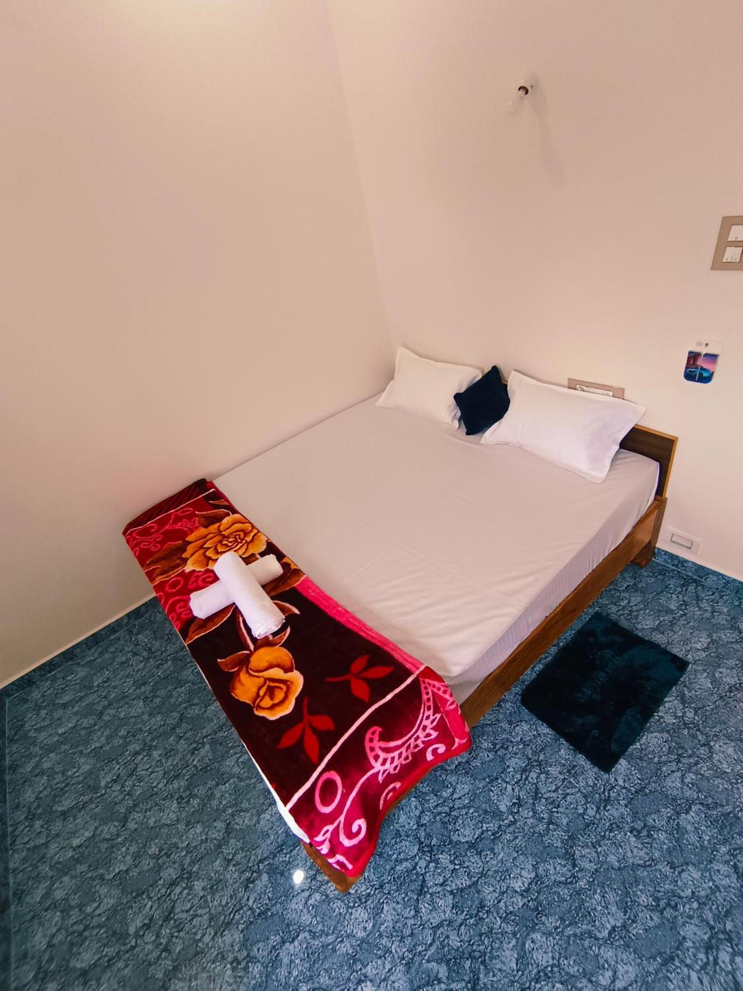 Hampi Anjana Home Stay Bagian luar foto