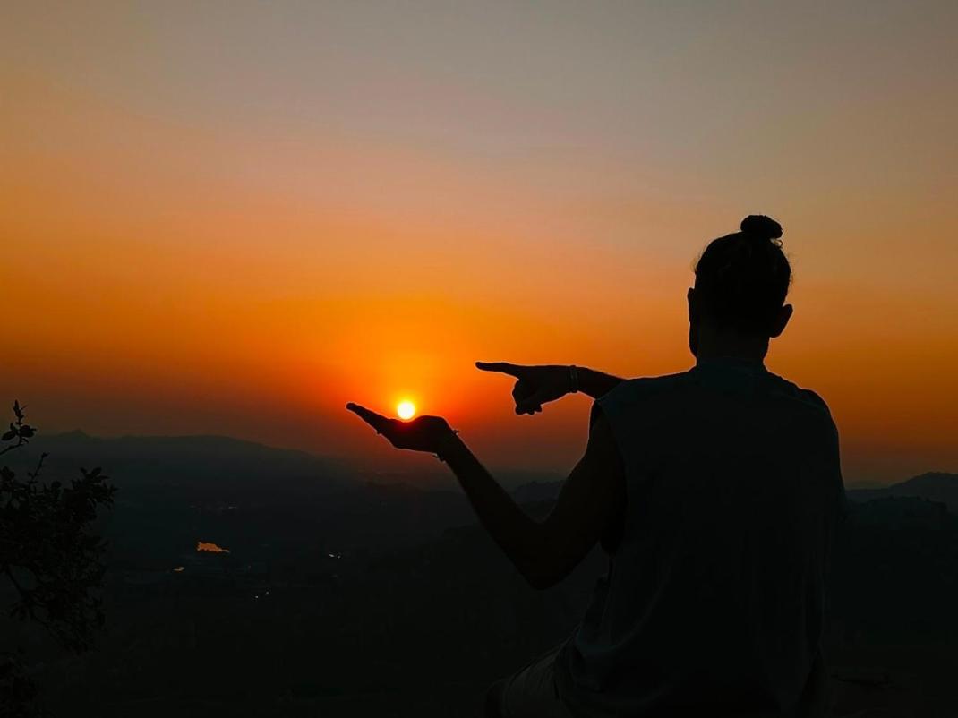 Hampi Anjana Home Stay Bagian luar foto